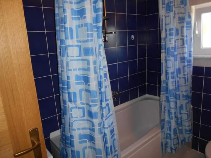 Karin Apartmani Hani Ґорні Карин Екстер'єр фото