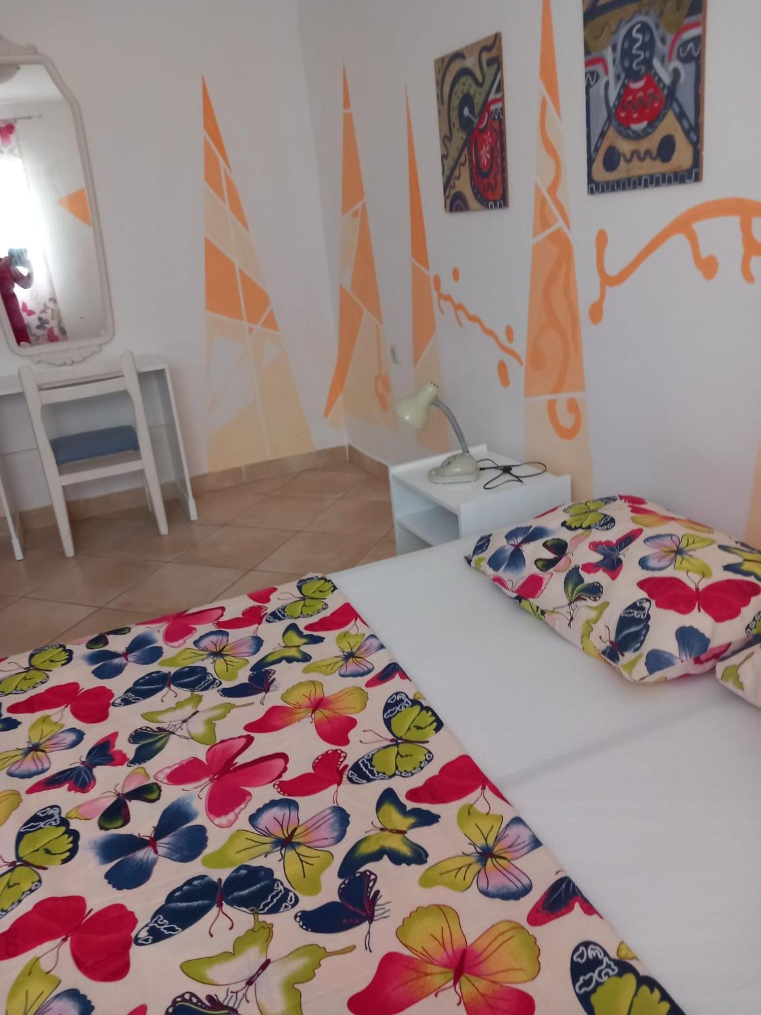 Karin Apartmani Hani Ґорні Карин Екстер'єр фото