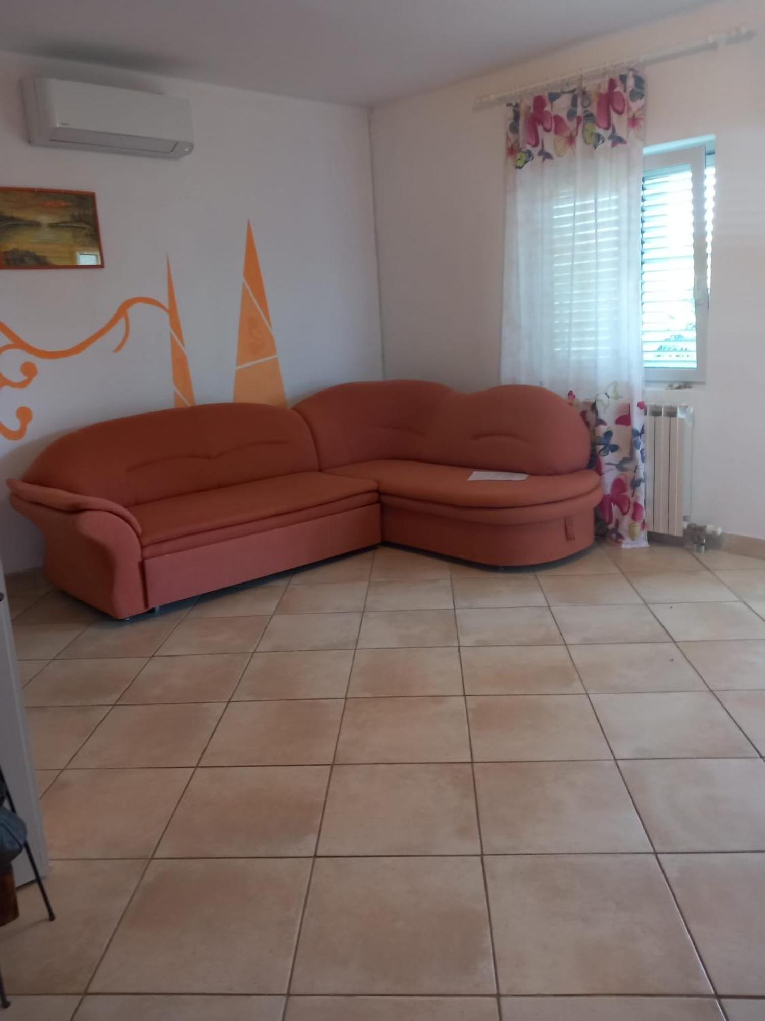 Karin Apartmani Hani Ґорні Карин Екстер'єр фото
